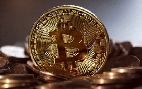 Πώς συνδέονται το bitcoin και ο χρυσός – Charlie Morris